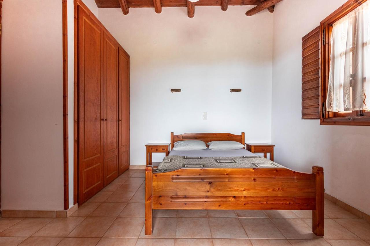 Porto Kalamitsi Stone-Built Bungalows Kardhamili Buitenkant foto